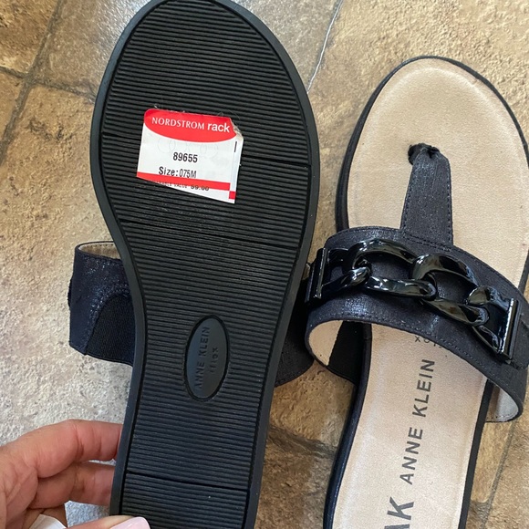 New Anne Klein Sandals, size 7.5. NWT but without original box. See chain detail - Picture 4 of 6